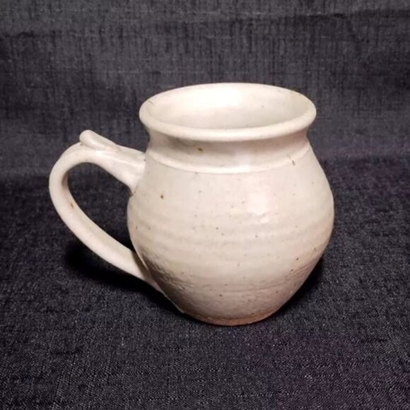 Vintage Handmade Ceramic Coffee Tea Mug Grey Speckle Glaze With Thumb Rest - Picture 1 of 10